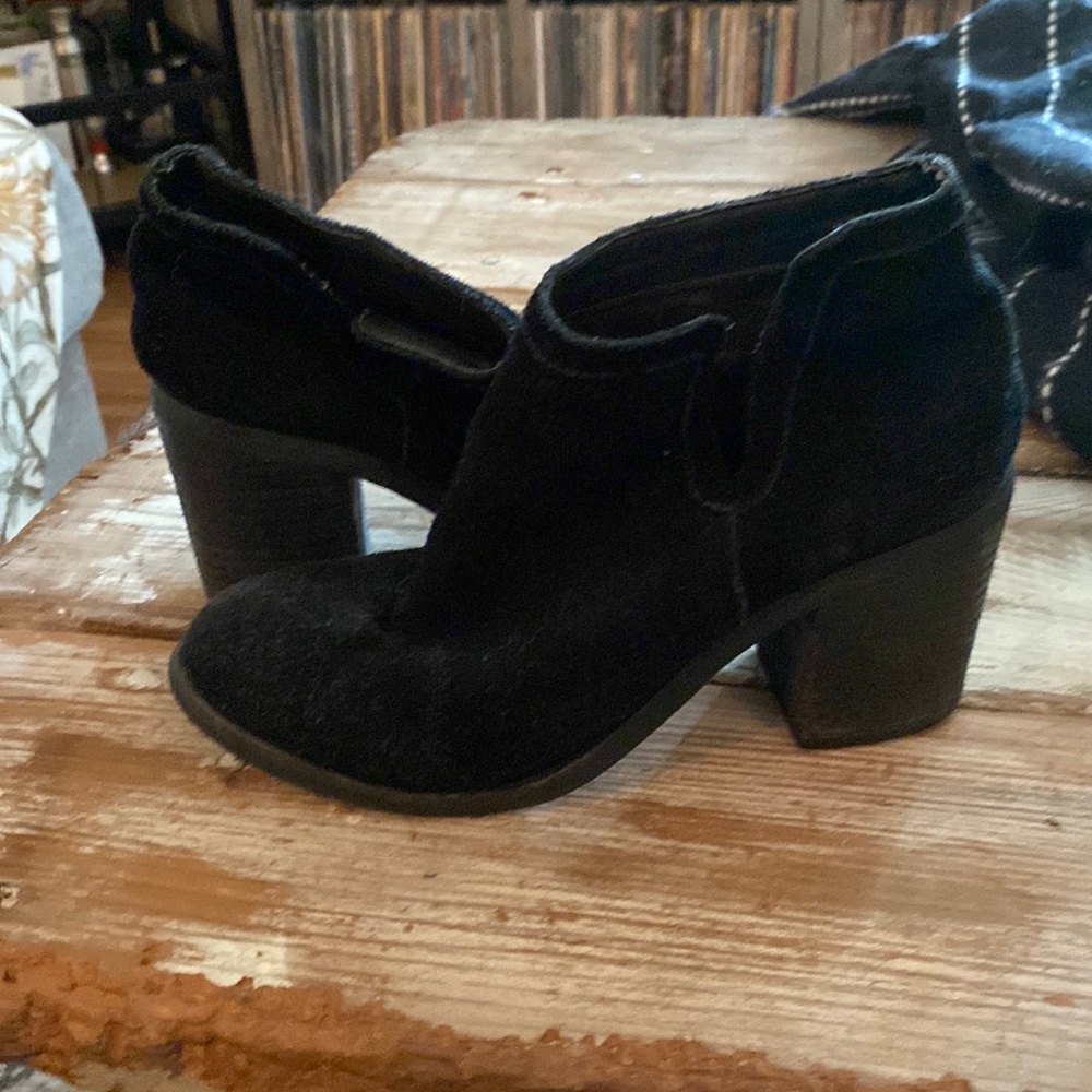 Urban outfitters suede booties